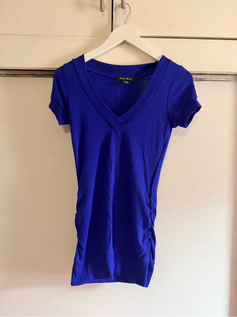 Active Basic Royal Blue V-Neck Short Sleeve Top Size S